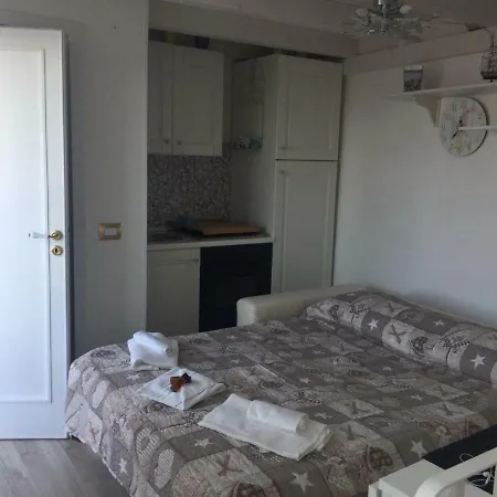 Le Maisonette-2